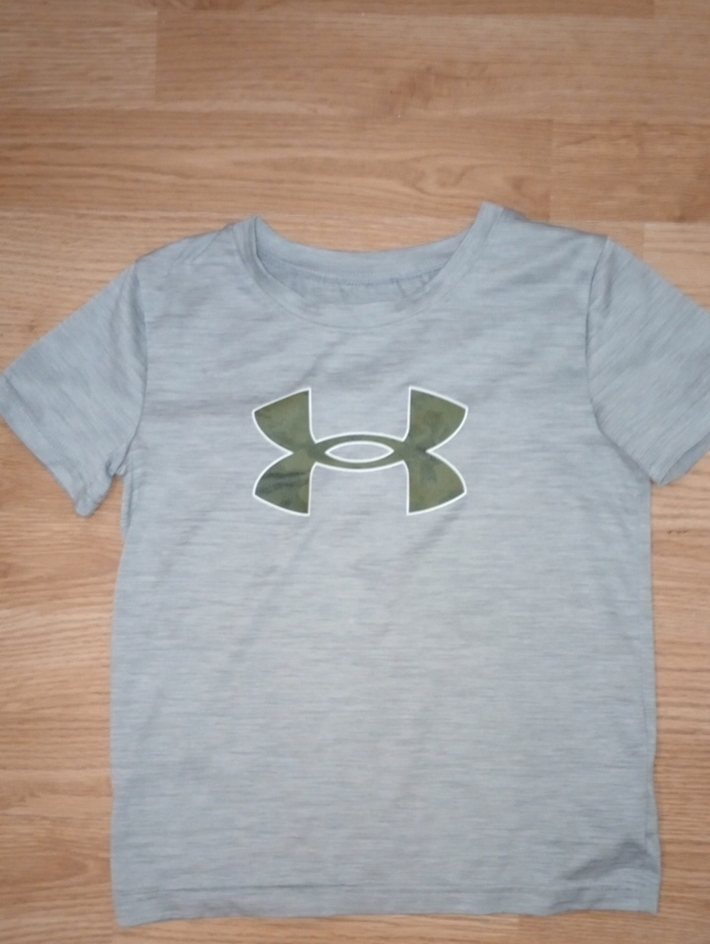 Under Armour Light Gray Tee with Green Camo Logo